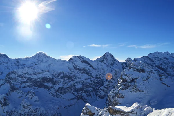 스위스의 Schilthorn Eiger Monch Jungfrau 알프스의 눈덮인 산봉우리들 — 스톡 사진