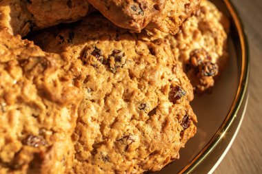 Kuru üzümlü yulaflı kurabiyeler. Ev yapımı yulaflı kurabiye..