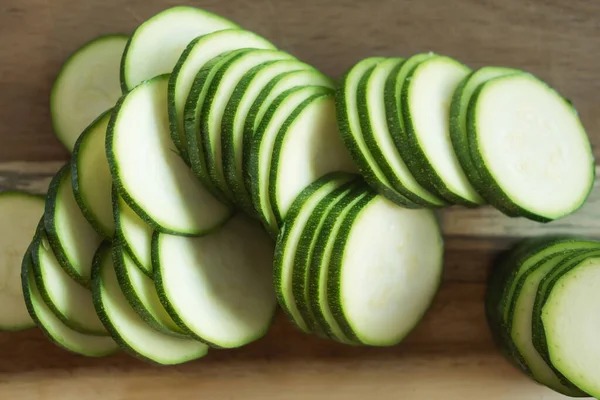Sliced Zucchini Zucchini Mugs Wooden Board Food Preparation Raw Zucchini — Stock Photo, Image
