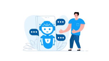 Akıllı telefon ekranında sohbet robotuyla etkileşime geçen bir adamın canlandırması, hem beyaz hem de yeşil ekran arkaplan seçenekleri ile