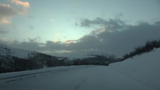 Fahren Winter Auf Der Autobahn E69 Zwischen Skaidi Und Rafsbotn — Stockvideo