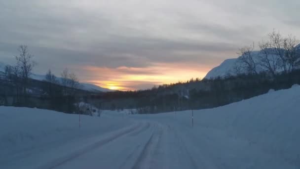 Jazda Zimą Autostradą Między Breidvik Tromsoe Norwegii — Wideo stockowe