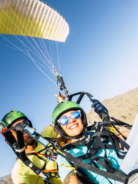 Active Adult People Woman Enjoy Paraglider Activity Flying Sky Professional — Stock Photo, Image