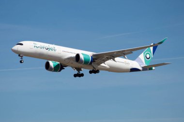 Madrid, İspanya - 12 Mart 2023, Iberojet Airbus A350