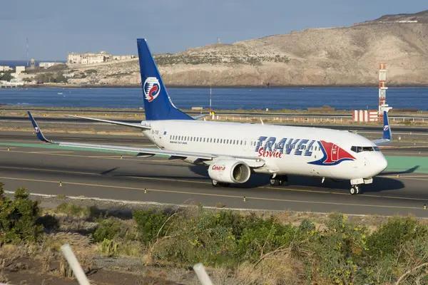 Travel Service Airlines Boeing 737 Flygplan Stockbild