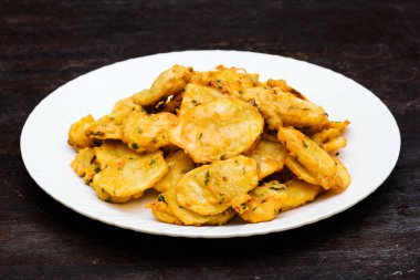 Patates kızartması ve baharat.