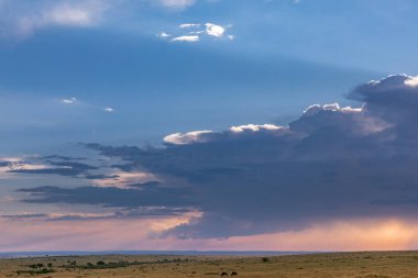 Bulutlarda gün batımı