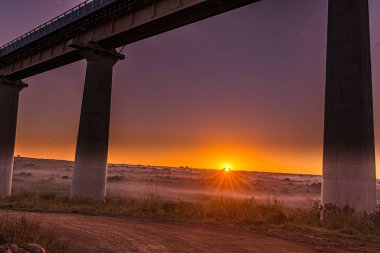 Gün batımı yol üzerinde