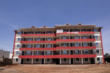 Şehirde modern bir ev.