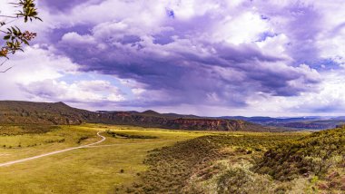 Dağların güzel manzarası
