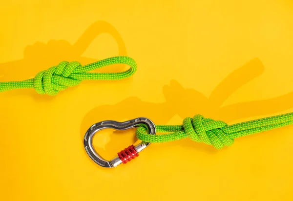 Carabiner Knot Climbing Rope Equipment Climbing Mountaineering Knot Eight Safety — 스톡 사진