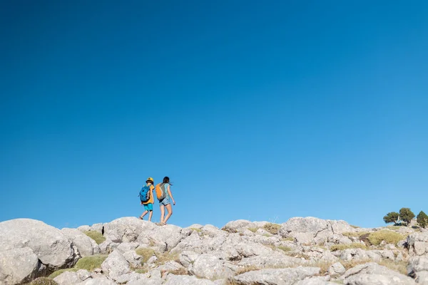 Woman Child Walking Mountain Path Boy Backpack Travels His Mother — Φωτογραφία Αρχείου