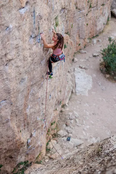 Sport Climbing Girl Overcomes Climbing Route Rock Sport Fitness Stockbild