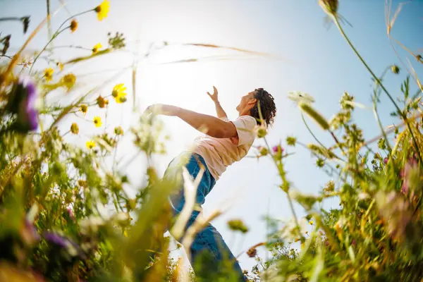 Summer Mood Young Cheerful Guy Dances Background Blue Sky Flowers Imagen De Stock