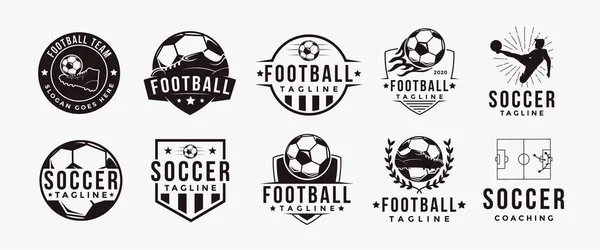 Beyaz arka planda futbol ekipmanları vektörü olan eski futbol takımı futbol takımı ligi logosu.