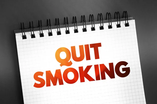 Quit Smoking Text Notepad Concept Background — Stock Photo, Image