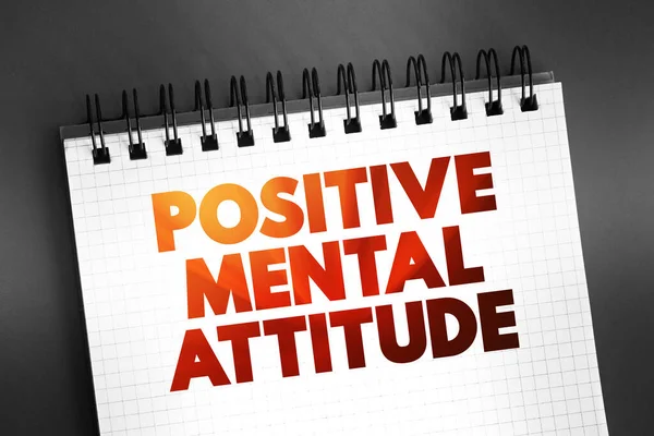 긍정적 성공의 요인으로 긍정적 생각의 노트에 텍스트 — 스톡 사진