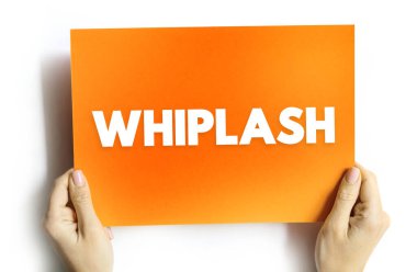 Omurga incinmesi. Kafasına sert bir darbe almış. Genelde araba kazasında olur.