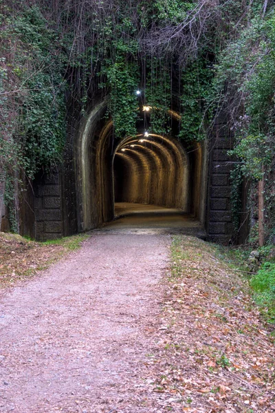 Túnel Iluminado Vía Verde Plata Extremadura España Eurovelo Camino Con —  Fotos de Stock