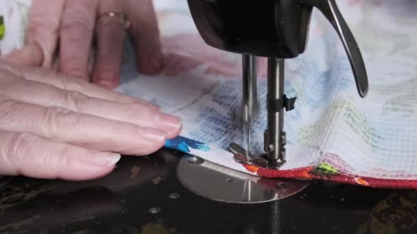 Aged Seamstress Sews Traditional Sewing Machine Home Slow Motion Close — Vídeo de stock