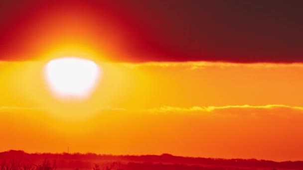 Zeitraffer Des Sonnenuntergangs Orangen Himmel Der Sich Über Den Horizont — Stockvideo