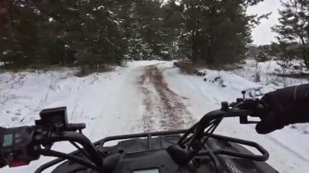 First Person View Man Riding Quad Bike Snowy Terrain Steering — Αρχείο Βίντεο