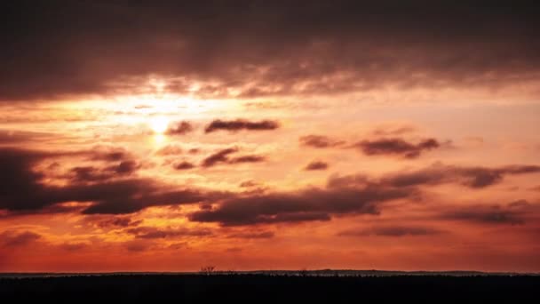 Timelapse Sunset Orange Sky Layered Clouds Horizon Big Bright Red — Video Stock