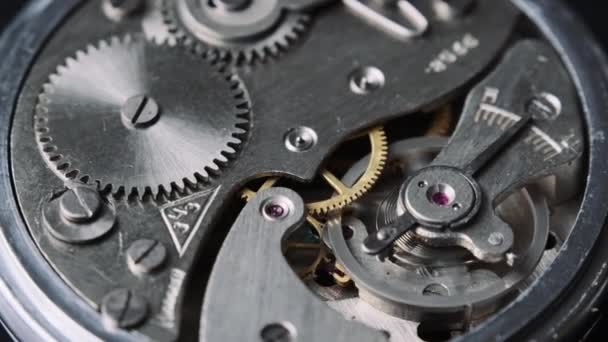 Mechanism Vintage Stopwatch Rotates Close Clock Watch Mechanism Working Macro — Vídeo de stock
