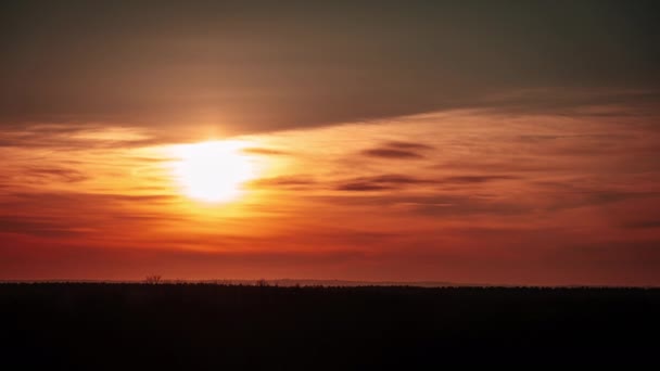 Timelapse Sunset Orange Sky Layered Clouds Horizon Big Bright Red — Video Stock