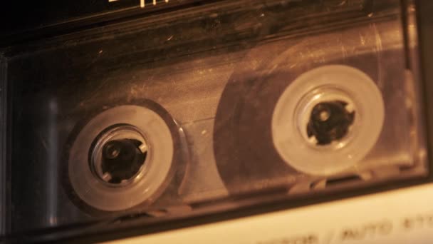 Cassete Tocada Gravador Close Cassete Áudio Transparente Deck Tocando Gira — Vídeo de Stock