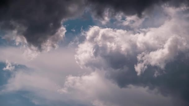 Nubes Lluvia Mueven Cielo Timelapse Fondo Cúmulos Grises Nubes Tormenta — Vídeo de stock