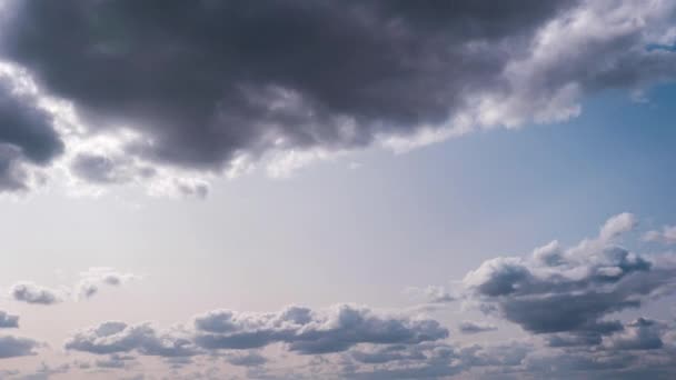 Timelapse Cumulus Chmury Porusza Się Niebie Tło Lekkich Ciężkich Spokojnych — Wideo stockowe