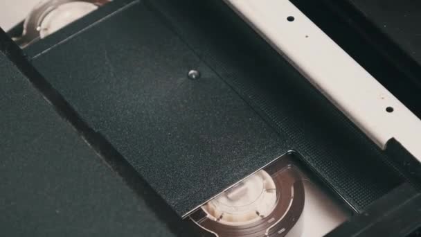 Vhs Video Tape Putting Vcr Recorder Plays Vintage Vhs Mechanism — Stock Video