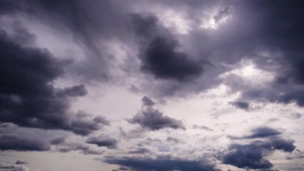 Timelapse Cumulus Ciemne Chmury Poruszające Się Niebie Chmura Tło Przestrzeni — Wideo stockowe