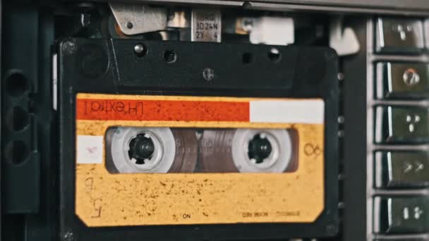 Grabadora Audio Reproducción Cassette Audio Vintage Primer Plano Grabadora Retro — Vídeos de Stock