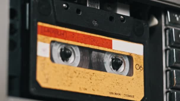 Αναπαραγωγή Ηχογράφησης Ηχογράφησης Παίζω Μια Παλιά Κασέτα Ήχου Vintage Ήχο — Αρχείο Βίντεο