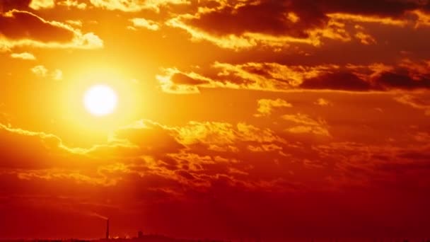 Coucher Soleil Incroyable Dans Ciel Orange Avec Des Nuages Dramatiques — Video