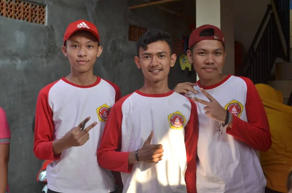 Jakarta Indonesië 2016 Uitdrukking Van Een Jonge Man Die Samen — Stockfoto