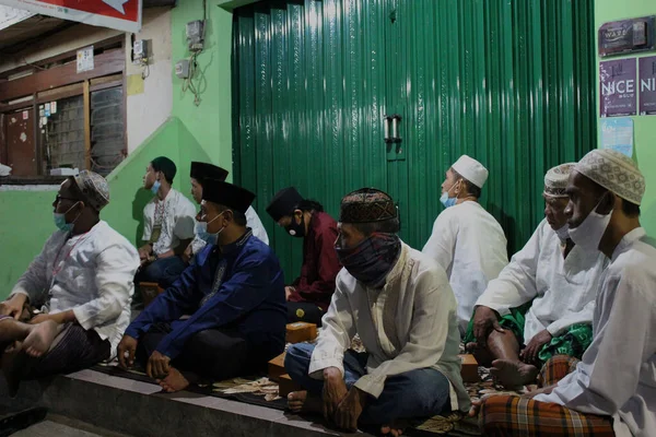 Jakarta Indonesië 2021 Congregaties Van Heren Die Luisteren Naar Een — Stockfoto
