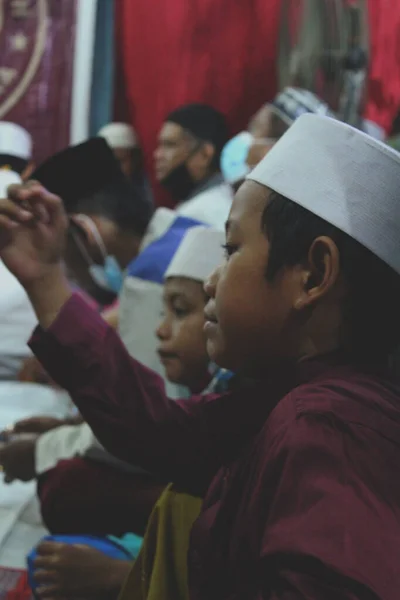 Jakarta Indonesien 2021 Ett Uttryck För Pojke Som Lyssnar Föreläsning — Stockfoto