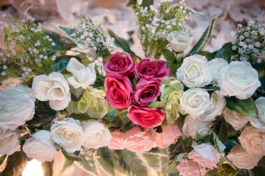 Düğün çiçeği süslemesi, güzel ve güzel düğün çiçeği süslemesi.