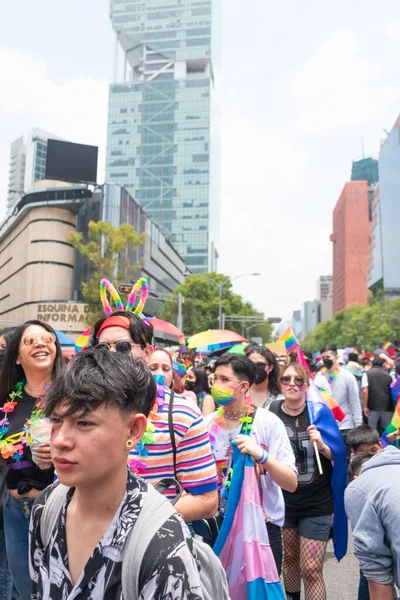 Mexico City Června 2022 Lidé Procházející Návratu Gay Pochodu — Stock fotografie