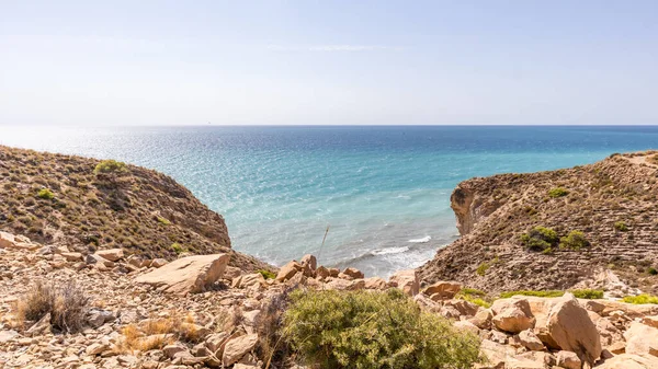 西班牙南部的海滩 悬崖和旅游胜地 瓦伦丁社区的白色海岸 — 图库照片