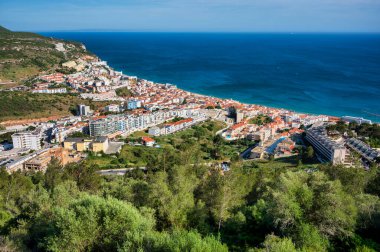 Sesimbra Kalesi 'nden Sesimbra Köyü' nün manzarası