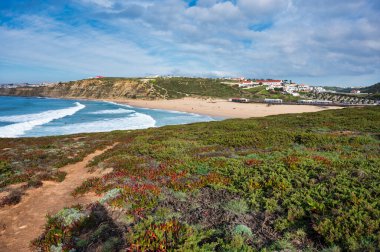 Ericeira, Portekiz. 22 Aralık 2023. Portekiz 'in Ericeira köyündeki Lisandro Plajı' nda Foz do Lisandro.