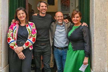 Lizbon, Portekiz. 08_05_2025. Lizbon 'da LIVRE tarafından düzenlenen Özgürlük Kültürü etkinliği. Tartışma, Avrupa seçimleri öncesinde siyasi liderler ve kültürel kişileri bir araya getirdi