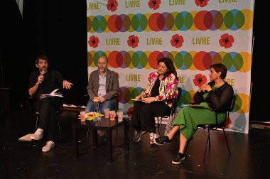 Lizbon, Portekiz. 08_05_2025. Lizbon 'da LIVRE tarafından düzenlenen Özgürlük Kültürü etkinliği. Tartışma, Avrupa seçimleri öncesinde siyasi liderler ve kültürel kişileri bir araya getirdi
