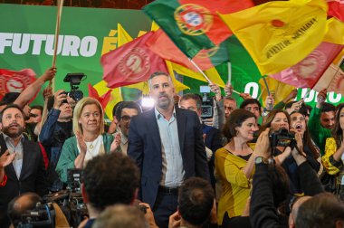 Lizbon, Portekiz. 13/05/2025. 18 Mayıs parlamento seçimleri için düzenlediği kampanya kapsamında, Sosyalist Parti PS 'nin Lizbon' daki Aula Magna 'da düzenlediği kampanya mitinginde. Etkinlikte siyasi öneriler sunmak ve seçmenleri harekete geçirmek için destekçiler ve parti üyeleri bir araya geliyor