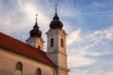 Tihany Manastırı, Benedikt Manastırı manzarası, Balaton Gölü üzerindeki ünlü mimari dönüm noktası, dış seyahat ve dini geçmiş, Veszprem bölgesi, Macaristan