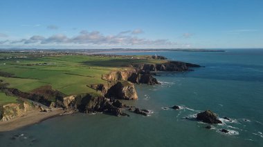 Waterford İrlanda 'nın Cooper Sahili' nin büyük plajı. Garrarus plajı. Çarpıcı kıyı şeridi.